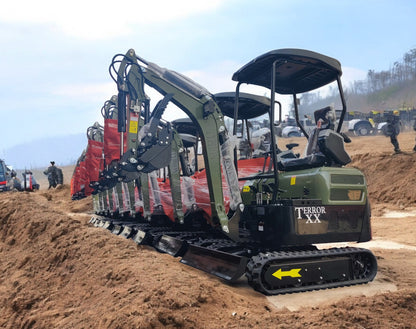 4000 lbs TERROR XX Mini Excavator EPA Kubota D902 Diesel Engine Side Swing New