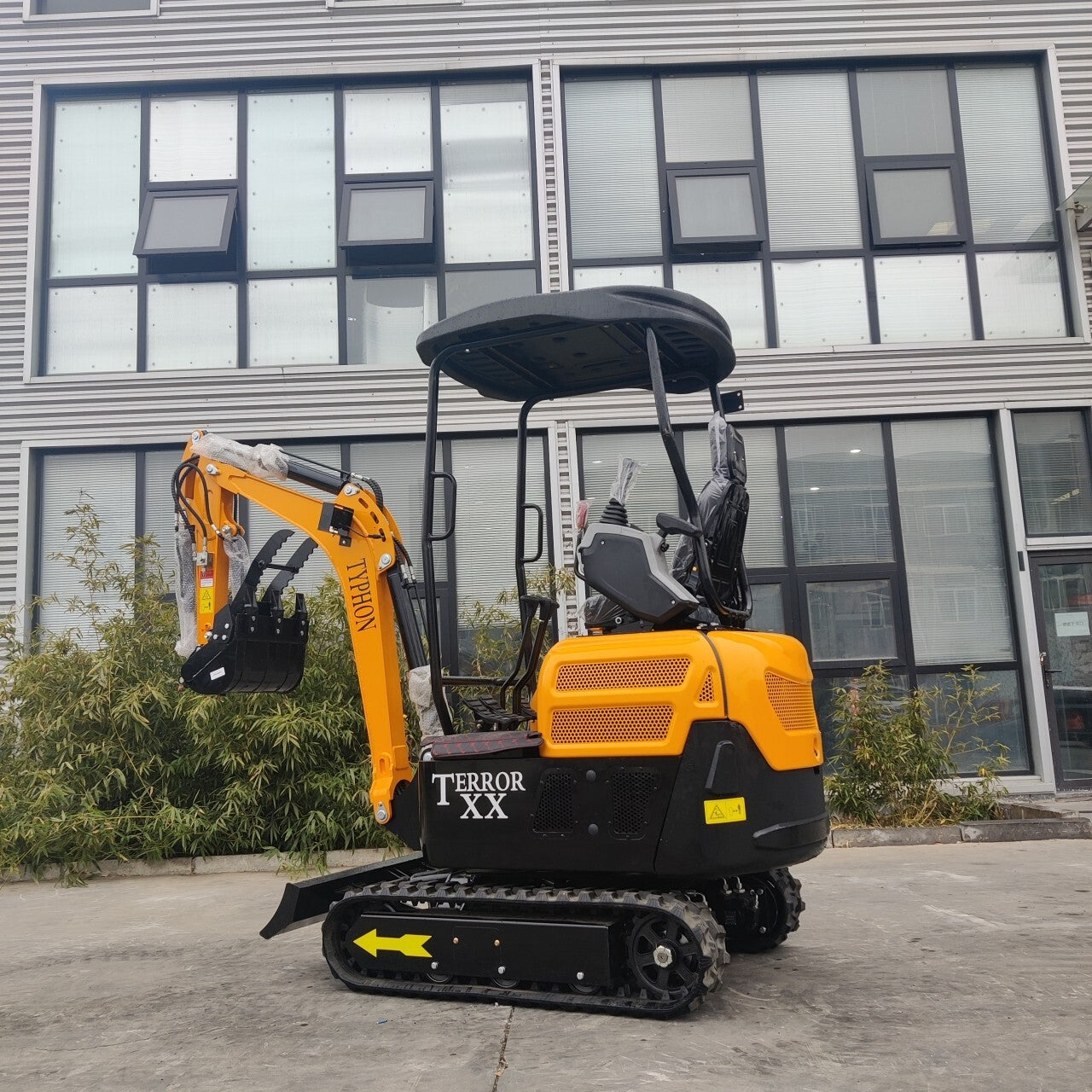 2026 TYPHON Terror XX 2 Ton Mini Excavator EPA certified USA KUBOTA Diesel D902